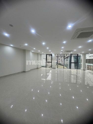 Bán Toà Văn Phòng Lê Văn Lương 9 Tầng 1 Hầm Mặt Tiền 12M Lô Gòc