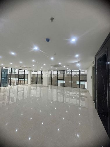 Bán Toà Văn Phòng Lê Văn Lương 9 Tầng 1 Hầm Mặt Tiền 12M Lô Gòc