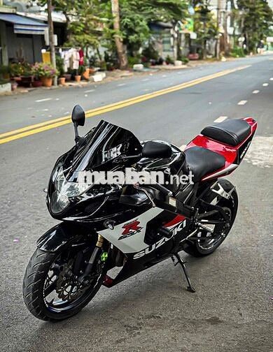 Suzuki GSX R1000 Đen, Đỏ, Trắng