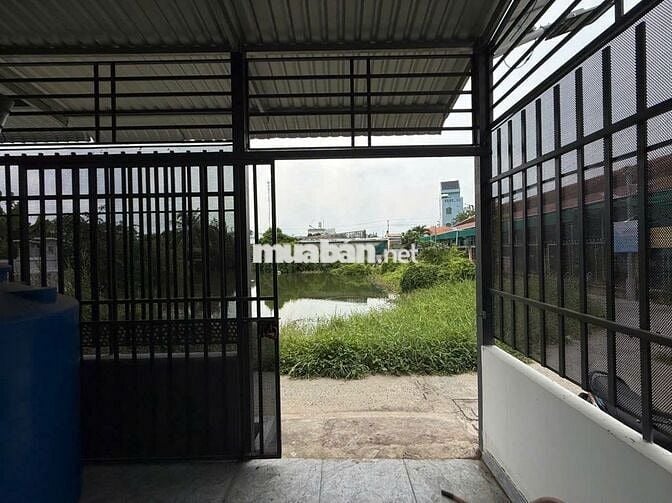 Cho Thuê Nhà Nguyên Căn, 2 phòng ngủ, hẻm xe hơi, đi Q1 30p