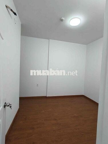 Cần bán gấp căn hộ chung cư 61 mét vuông 2 phòng ngủ , 2 wc Sổ hồng ri