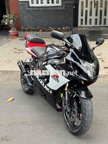 Suzuki GSX R1000 Đen, Đỏ, Trắng