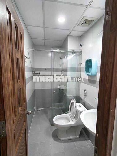 Cần bán gấp căn hộ chung cư 61 mét vuông 2 phòng ngủ , 2 wc Sổ hồng ri