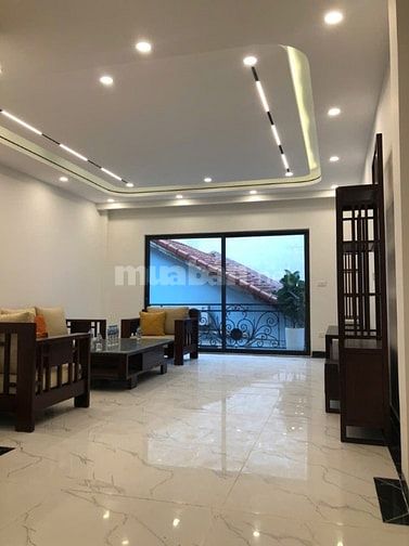 Phố Ngọc Lâm – Long Biên – Ô Tô – 82 M2 – 6 T – MT 4.8 M – Giá 23.3 Tỷ