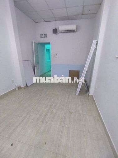 Cho thuê nhà hẻm Nguyễn Thị Minh Khai, Quận 1 - 3.5x20m - 24 triệu.