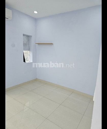 Bán nhà 28m2 hẻm 345 Trần Hưng Đạo Q1 giá cực tốt chỉ 5,5 tỷ.