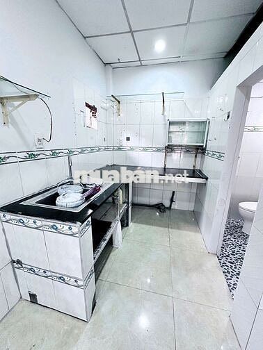 Cho thuê nhà nguyên căn mặt tiền p.Linh Trung tiện kinh doanh và ở lại