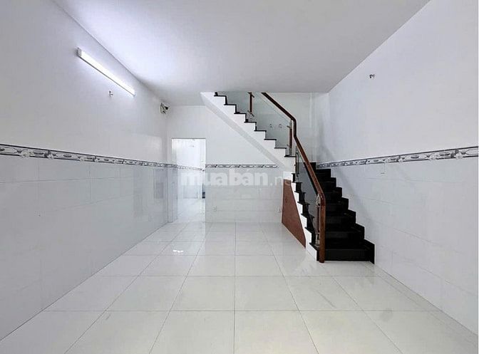 BÁN NHÀ LÊ HỒNG PHONG, TRUNG TÂM QUẬN 10 – 42m² – CHỈ 2 TỶ 56