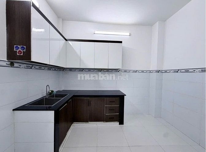 BÁN NHÀ LÊ HỒNG PHONG, TRUNG TÂM QUẬN 10 – 42m² – CHỈ 2 TỶ 56