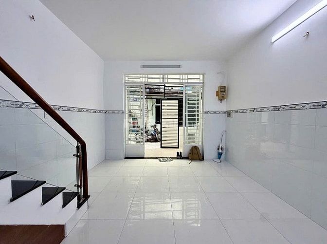 BÁN NHÀ LÊ HỒNG PHONG, TRUNG TÂM QUẬN 10 – 42m² – CHỈ 2 TỶ 56