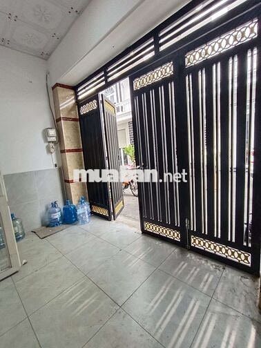 Nhà 4 phòng ngủ - hẻm 8m - khu đồng bộ - Lê Văn Khương 