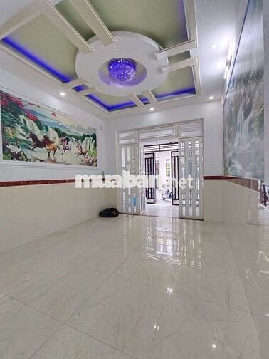 Nhà 4 phòng ngủ - hẻm 8m - khu đồng bộ - Lê Văn Khương 