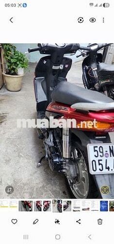 Honda Click 2011 màu Đỏ
