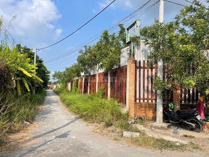 Giảm sốc 2 tỷ, Lô Đất biệt thự vườn tại hẻm 745 Đường Nguyễn Bình