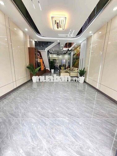 nhà hoàn thiện sổ hoàn công.full nội thất.đối diện công viên