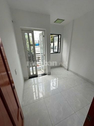 Nhà hẻm 592 Nguyễn Văn Quá, DT 3x7m, nhà đẹp hẻm 3m_ công chứng liền