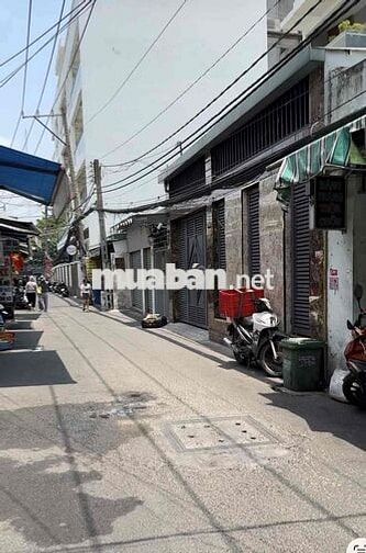 🔥 MẶT BẰNG NGAY CHỢ TÂN THUẬN TÂY Q7 – CÓ GÁC – CHỈ 11TR 🔥