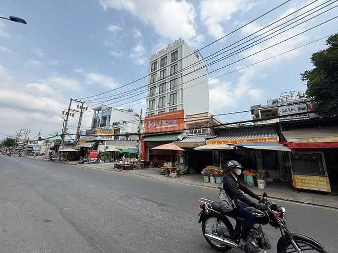 Cho thuê nhà mặt tiền Phạm Hữu Lầu Q7, 5x20m 1 lầu giá 32 triệu