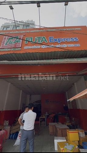 Cho thuê nhà mặt tiền Phạm Hữu Lầu Q7, 5x20m 1 lầu giá 32 triệu