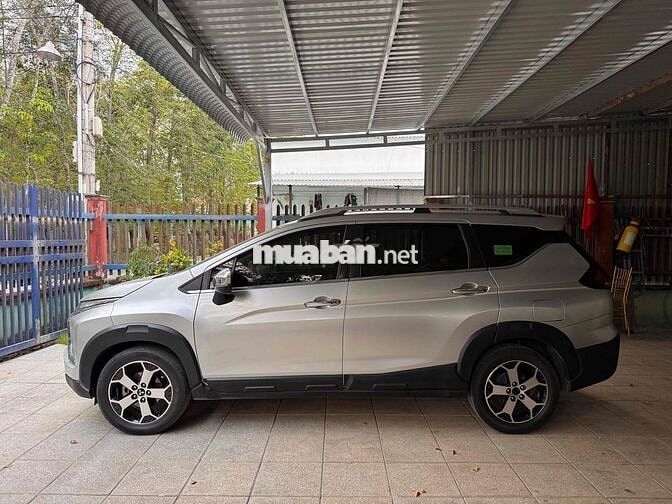 Mitsubishi Xpander Cross 2021 Bạc 10000 km