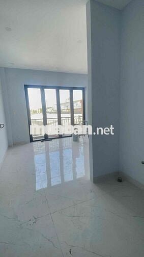 Cho thuê Vp/MBKD mới 100% 5 tầng sẵn thang máy,p.Trường Thọ giá 50tr