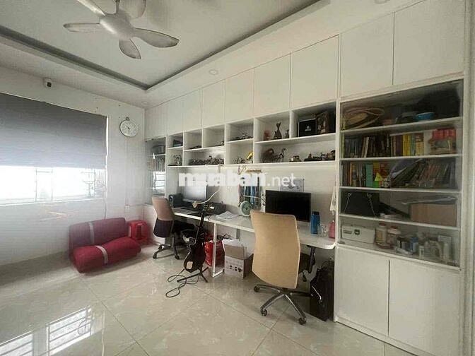 CHO THUÊ NHÀ PHỐ 7x15m VIEW HỒ BƠI – LOVERA PARK KHANG ĐIỀN