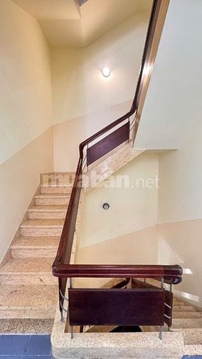  nhà góc hai mặt tiền CX Lữ Gia Q11, 4 x 20m . 3 Lầu Giá : 35 triệu 