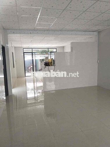 Nhà vườn sân rộng rãi, 8*20m 2pn gần ngã ba giồng. hẽm đường xtt12
