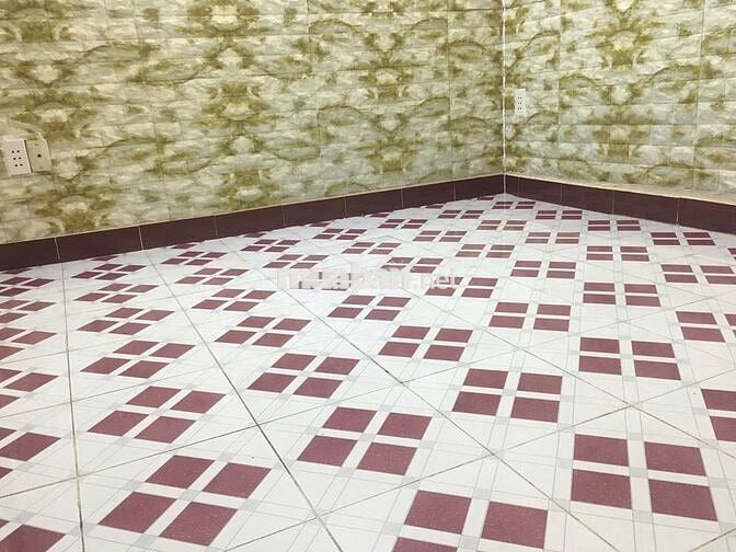 Phòng trọ ngay cổng xe lửa số 6, giá rẻ, wc riêng