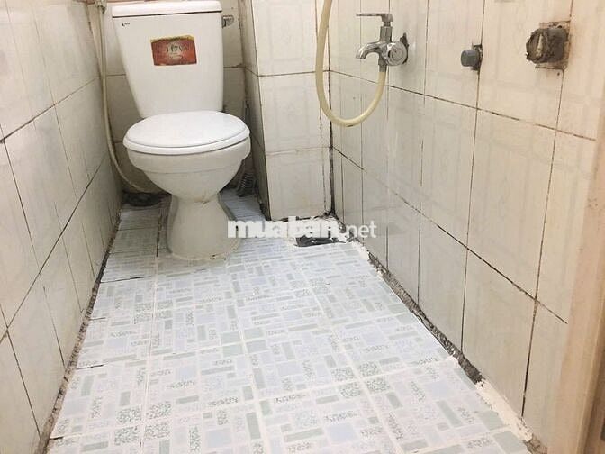 Phòng trọ ngay cổng xe lửa số 6, giá rẻ, wc riêng