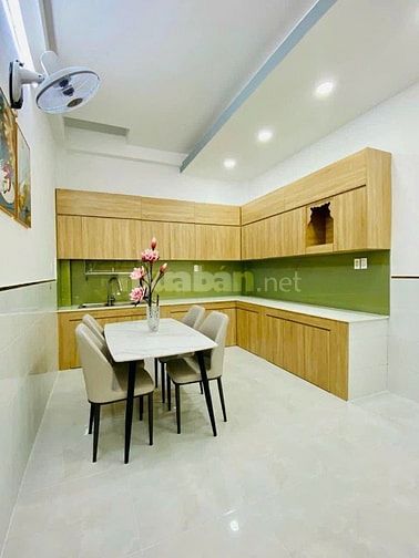 Nhà đẹp 50m3 giá 1tỷ950 triệu đường Bùi Đình Tuý phường 24 Bình Thạnh