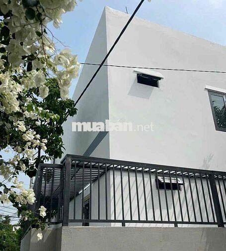 nhà shr căn góc 2 mt cách cầu sắt apđ 200m sang Gò Vấp