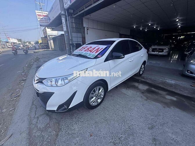Toyota Vios màu Trắng