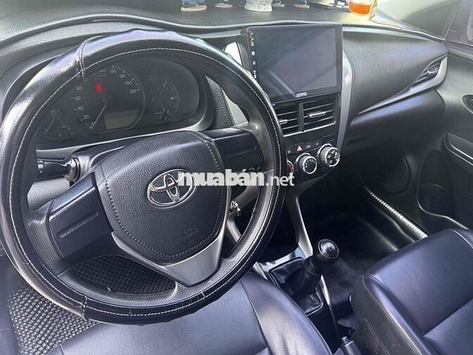 Toyota Vios màu Trắng