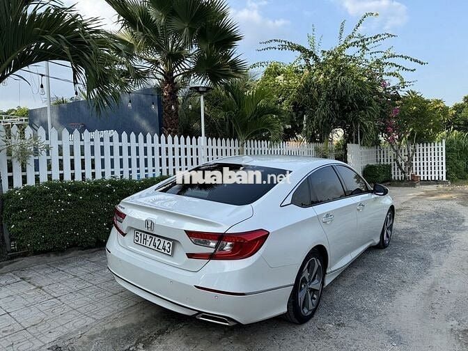 Honda Accord 2020 Trắng 80.000km