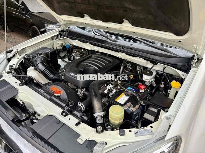 Isuzu Mu-X 2019 1.9AT Prestige Trắng
