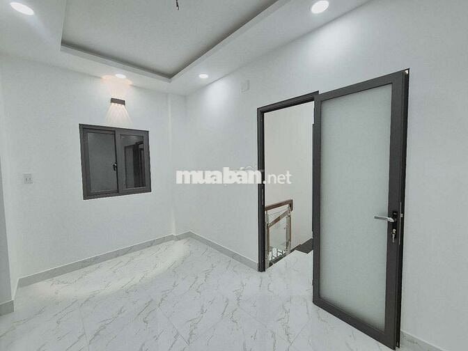 1 Trệt 1 Lầu - 2PN - 2WC - Nguyên căn mới xây - Hẻm 314 Âu Dương Lân