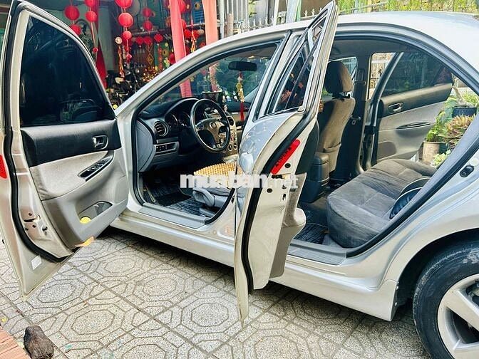 Mazda6 2004 2.0 Bạc 148km