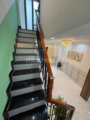 Bán nhà Lê Quang Định, Gò Vấp - 1 trệt, 1 lửng, 1 lầu; 2PN 2WC - 5ty