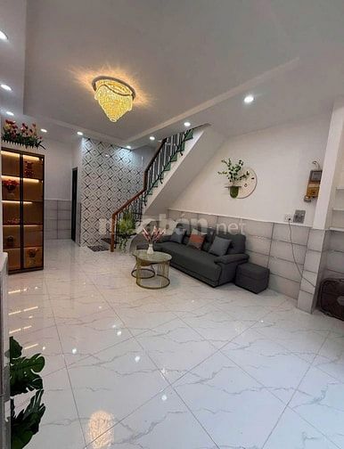 Bán nhà Lê Quang Định, Gò Vấp - 1 trệt, 1 lửng, 1 lầu; 2PN 2WC - 5ty