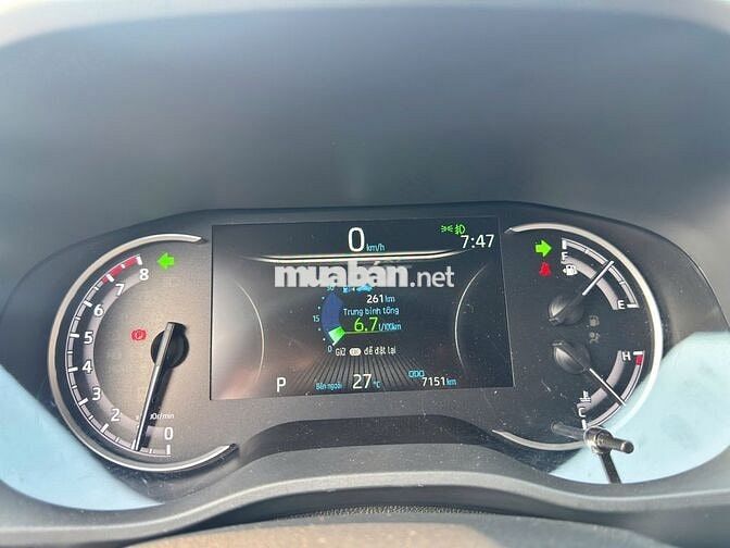 Innova Cross V 2025 - 7.151 km - Giá Còn Giảm