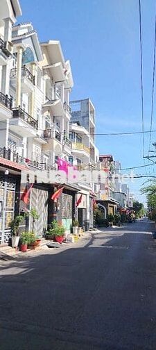 CHỦ GẤP BÁN LÔ ĐẤT ĐẸP NGANG 5 X 11 - GIÁ 3.4TỶ ĐƯỜNG 5M XE HƠI TRÁNH