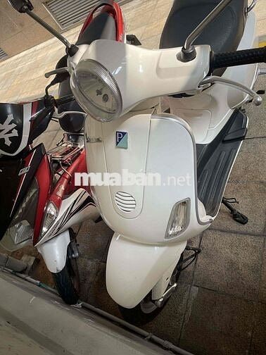 Piaggio Vespa LX 150 2009 Trắng