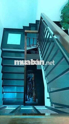 Bán Nhà đường Núi Thành gần Pháo hoa, Toà Tháp đôi