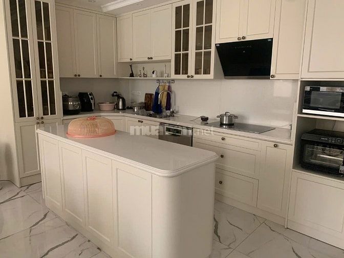 Di Sản Triệu Việt Vương 45m2*5 Tầng, Thang Máy, 17,5m2 Sân Cổng Riêng 