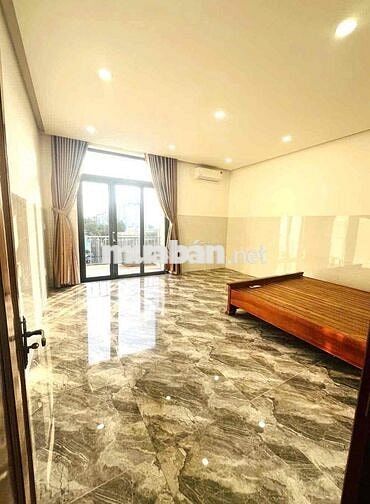 Nhà mới 3 lầu 4pn trục chính KdC Hưng pHú 1