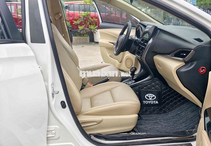 Toyota Vios 2022 G 1.5 CVT - 50000 km màu trắng