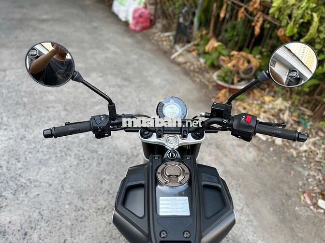 Husqvarna Svartpilen 401 2022 Xám 5000 km