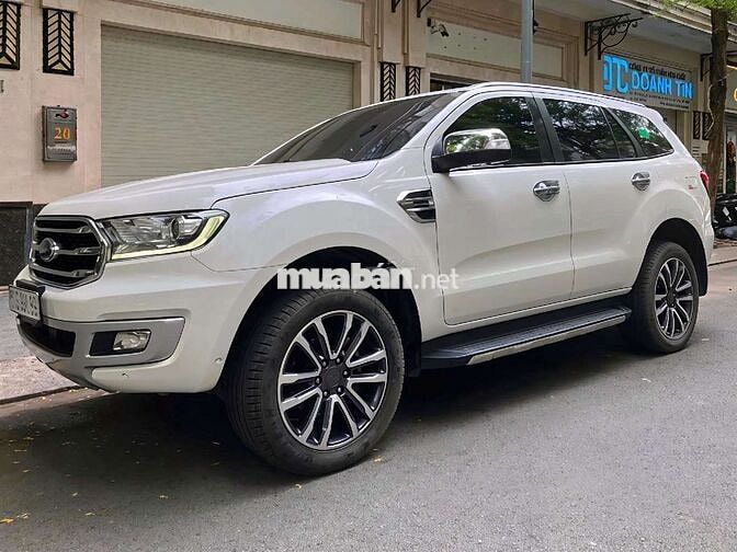 Ford Everest bản Titanium full 2 cầu SX 2019
