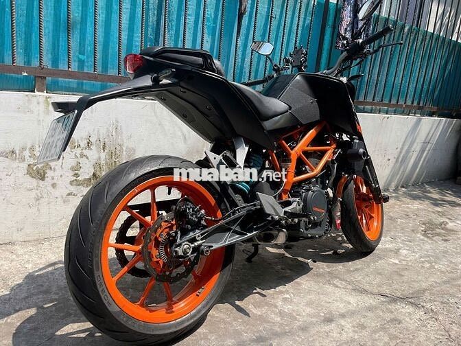 KTM Duke 390 2016 Đen cam